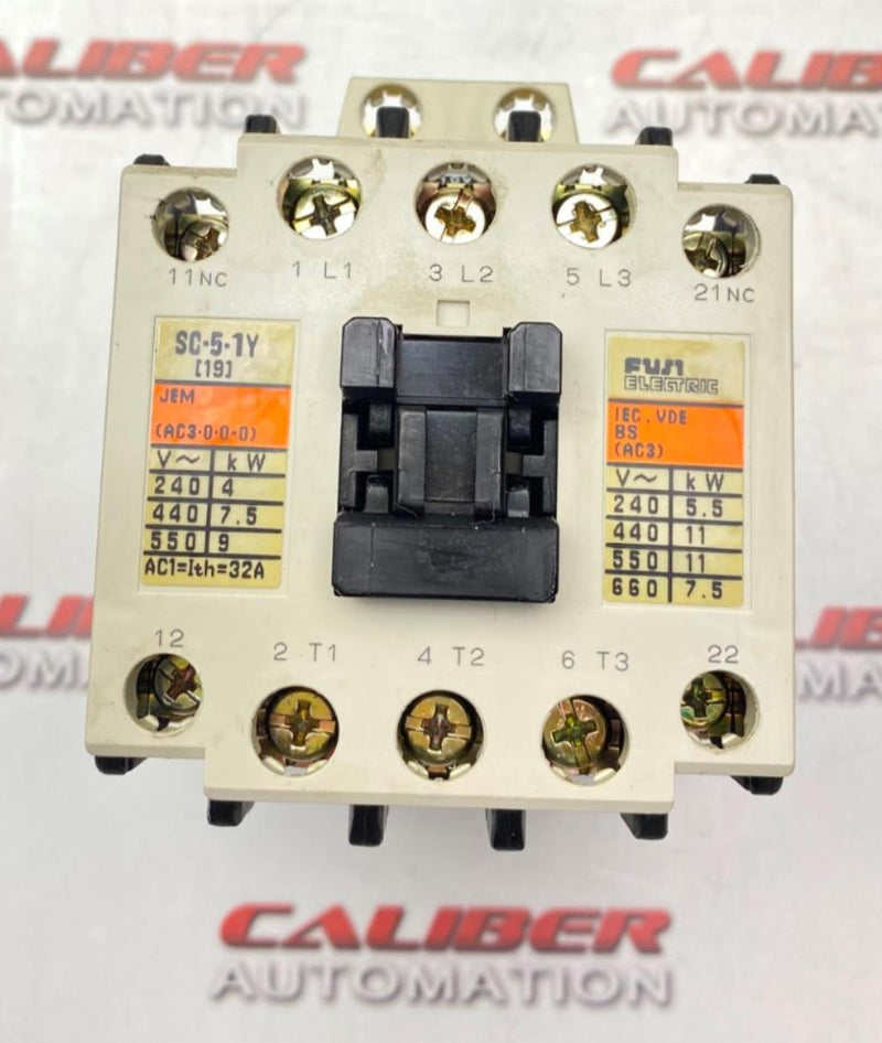 Load image into Gallery viewer, FUJI ELECTRIC SC-5-1Y Contactor (USED) - Caliber Automation Online Store
