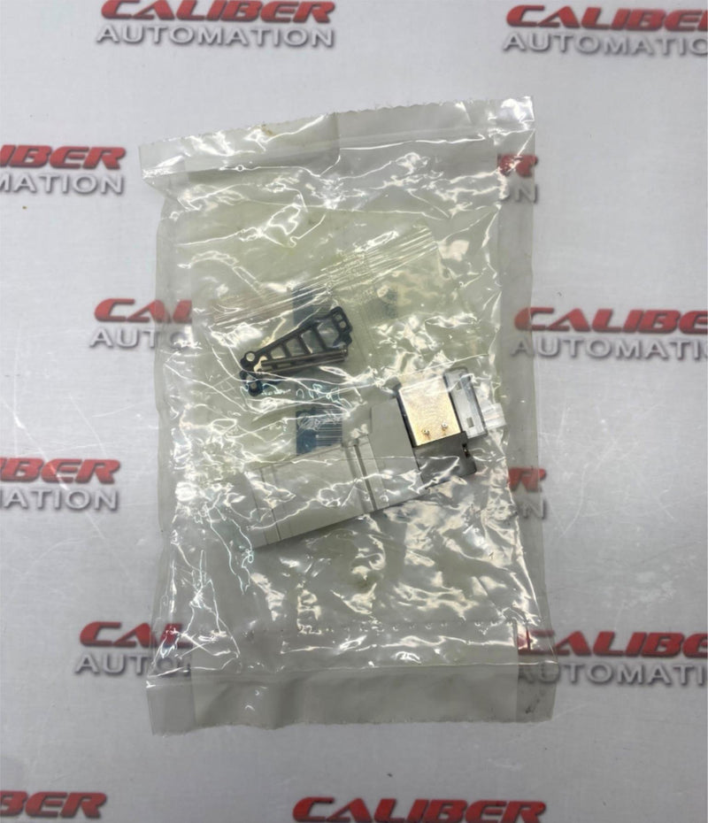 Load image into Gallery viewer, SMC SY3140-6LOZ Valve - Caliber Automation Online Store
