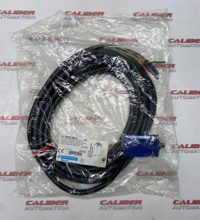 Load image into Gallery viewer, Telemecanique Sensors XCMD2110L5 Limit Switch - Caliber Automation Online Store
